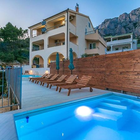 Apartments Fiona - Away From City Crowds Makarska Ngoại thất bức ảnh