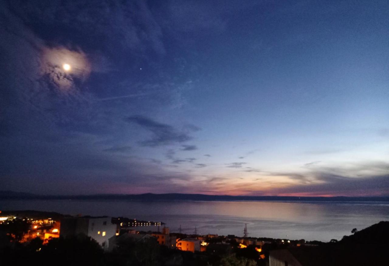 Apartments Fiona - Away From City Crowds Makarska Ngoại thất bức ảnh